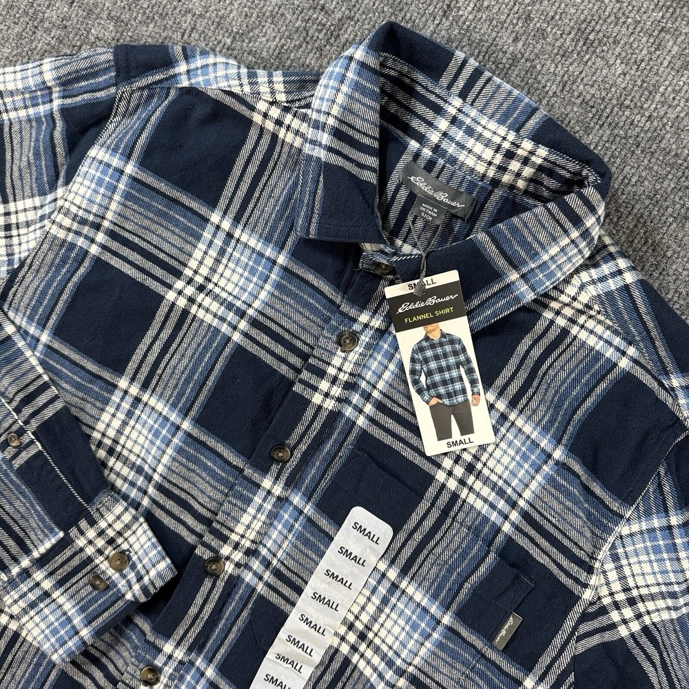 Eddie Bauer Shirt Mens Small Blue Flannel Plaid‎ Long Sleeve Button Up Pockets